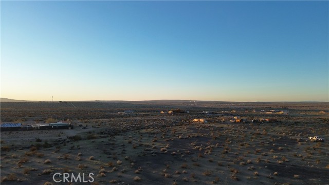 Detail Gallery Image 7 of 9 For 2 Buffalo Trail, Helendale,  CA 92342 - – Beds | – Baths