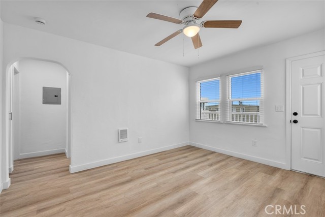 908 Manhattan Avenue, Hermosa Beach, California 90254, ,Residential Income,Sold,Manhattan,SB25198954