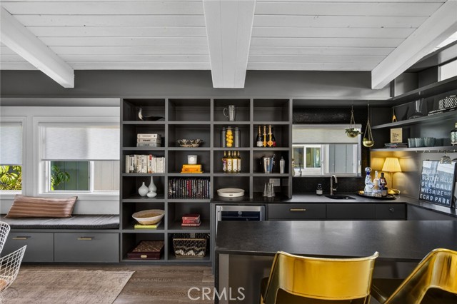 956 Tia Juana, Laguna Beach CA: https://media.crmls.org/medias/e9dcca52-2638-4083-a2e5-5682b5583279.jpg