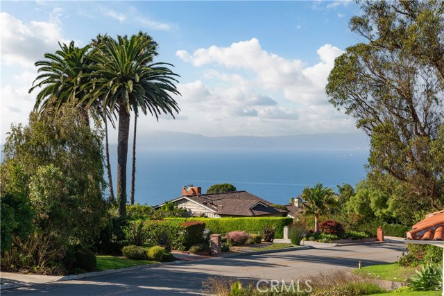 1024 Via Nogales, Palos Verdes Estates, California 90274, 5 Bedrooms Bedrooms, ,1 BathroomBathrooms,Residential,For Sale,Via Nogales,PV25223187