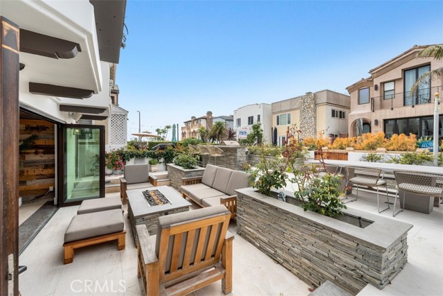 Beach room Opens to Exterior Patio for Entertaining