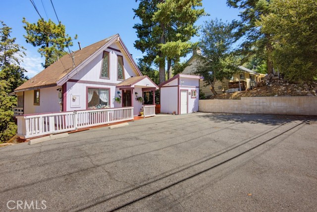 789 Arosa Drive, Crestline, CA 92325