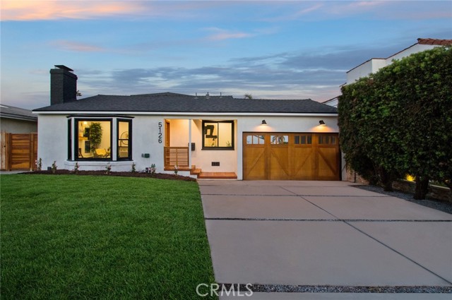 5126 Chesley Avenue, Los Angeles CA: https://media.crmls.org/medias/e9dec880-67a3-4ade-ab34-38bfd0c061c2.jpg
