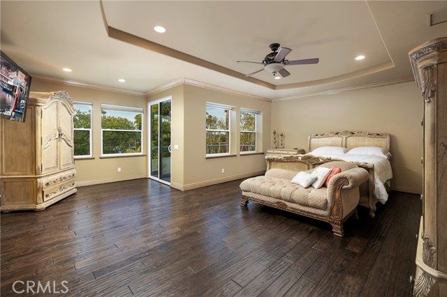 6403 Royal Grove Drive, Huntington Beach CA: https://media.crmls.org/medias/e9dfdc0d-07b3-4989-93c1-b7e9b58093a1.jpg