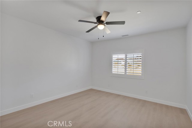 Detail Gallery Image 11 of 24 For 15575 Desert Star, Apple Valley,  CA 92307 - 4 Beds | 2 Baths