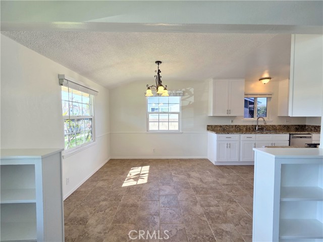 Image 5 of 27 For 5611 Orange Ave