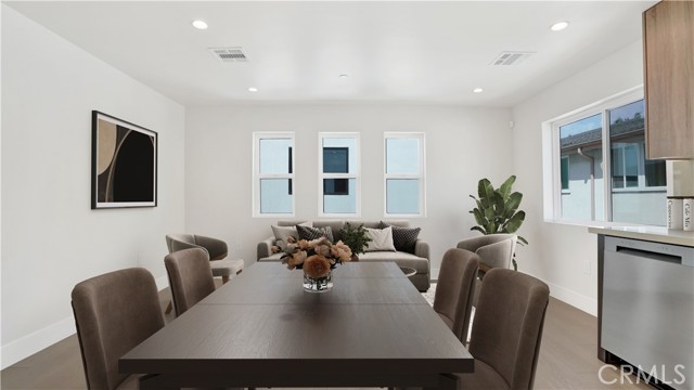 Detail Gallery Image 22 of 42 For 1215 N. Kingsley Dr #1215 1/2,  Los Angeles,  CA 90029 - 4 Beds | 4/1 Baths