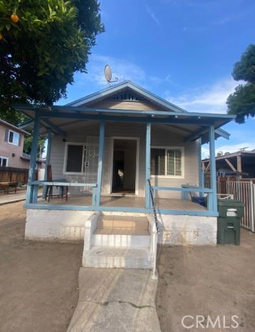 7044 Pierce Avenue, Whittier CA: https://media.crmls.org/medias/e9e08c2b-051a-4525-af96-f07d36aeca04.jpg