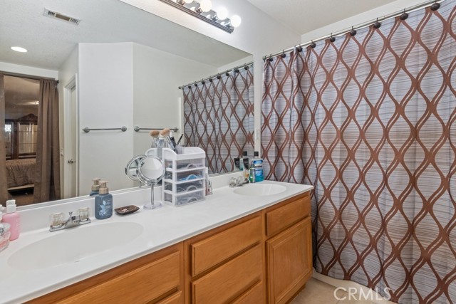 Detail Gallery Image 16 of 35 For 21867 Camellia Ln, Wildomar,  CA 92595 - 4 Beds | 2/1 Baths