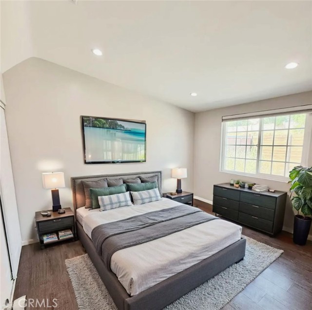 11714 Sproule Avenue, Pacoima CA: https://media.crmls.org/medias/e9e0dafa-2658-4c13-b7ca-ed836a527dfc.jpg