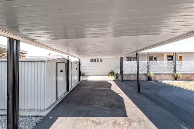 Detail Gallery Image 17 of 27 For 1251 E Lugonia, Redlands,  CA 92374 - 2 Beds | 2 Baths