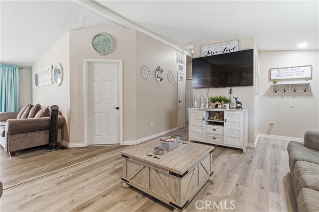 Detail Gallery Image 25 of 42 For 777 S Temescal St #53,  Corona,  CA 92879 - 4 Beds | 2 Baths