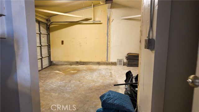 Detail Gallery Image 32 of 38 For 405 S Clara, Santa Ana,  CA 92703 - 3 Beds | 2 Baths