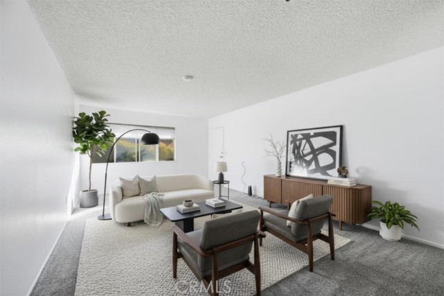 Detail Gallery Image 4 of 20 For 22745 Palm Ave #H,  Grand Terrace,  CA 92313 - 3 Beds | 2 Baths