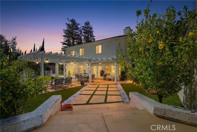 Detail Gallery Image 2 of 51 For 24541 Gardenstone Lane, West Hills,  CA 91307 - 3 Beds | 3 Baths