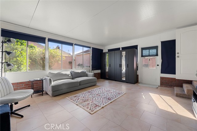 Detail Gallery Image 14 of 31 For 2412 Del Amo, Lakewood,  CA 90712 - 3 Beds | 1 Baths