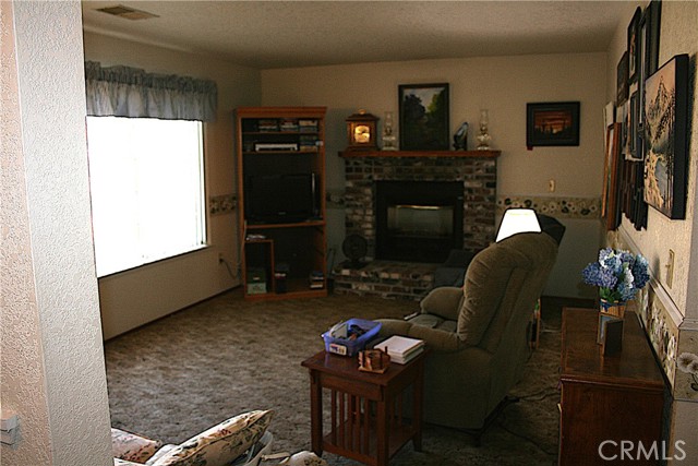 Detail Gallery Image 7 of 28 For 8168 Acacia St, Hilmar,  CA 95324 - 3 Beds | 2 Baths