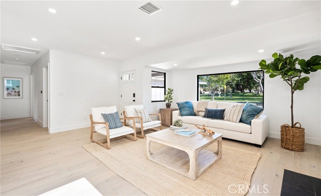 2719 Ralston Lane, Redondo Beach, California 90278, 4 Bedrooms Bedrooms, ,2 BathroomsBathrooms,Residential,Sold,Ralston,CV22080949