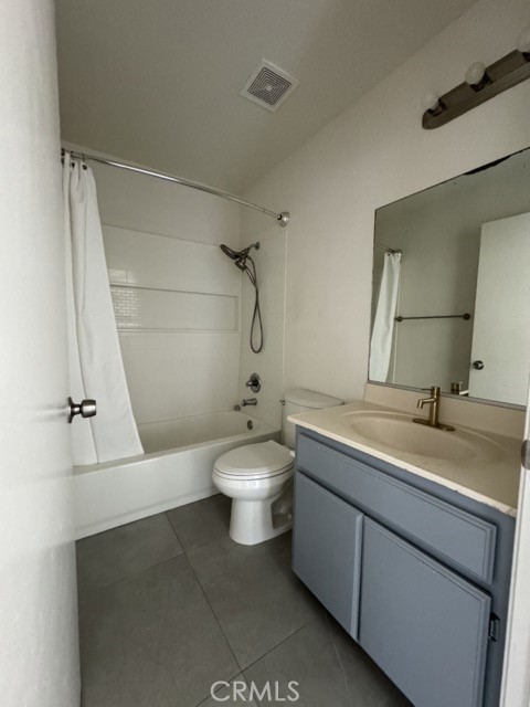 Detail Gallery Image 5 of 10 For 5125 Oakland St, Los Angeles,  CA 90032 - 2 Beds | 1/1 Baths