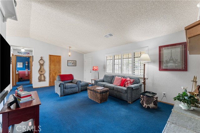 Detail Gallery Image 8 of 42 For 41038 171st, Lancaster,  CA 93535 - 3 Beds | 2 Baths