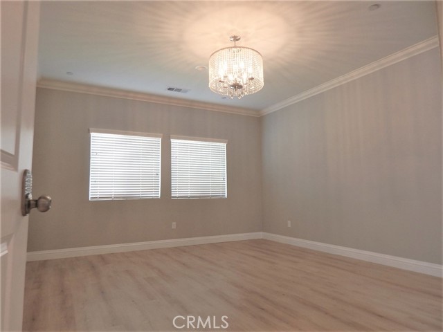 Detail Gallery Image 14 of 21 For 2787 E Edmonton, Ontario,  CA 91761 - 4 Beds | 2 Baths