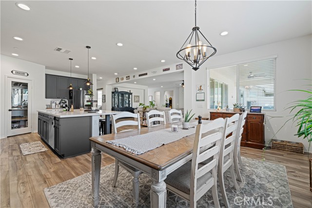 Detail Gallery Image 14 of 66 For 41727 Wayladn Ct, Quartz Hill,  CA 93536 - 5 Beds | 4 Baths