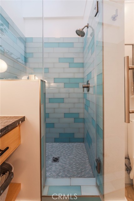 Detail Gallery Image 32 of 49 For 358 Santa Ana, Long Beach,  CA 90803 - 3 Beds | 3 Baths