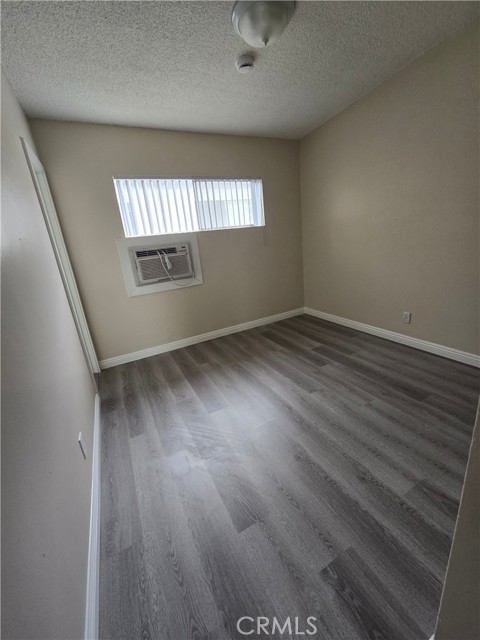Detail Gallery Image 4 of 6 For 2025 E Whiting Ave #G,  Fullerton,  CA 92831 - 1 Beds | 1 Baths