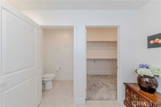 7002 Citron Lane, Cypress CA: https://media.crmls.org/medias/e9e97d47-b7b7-4d60-8342-d2928f64c392.jpg