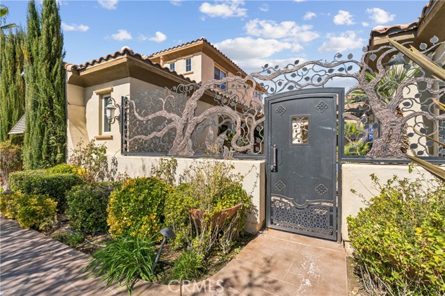 Detail Gallery Image 5 of 74 For 19262 Monterey St, Apple Valley,  CA 92308 - 5 Beds | 5/1 Baths