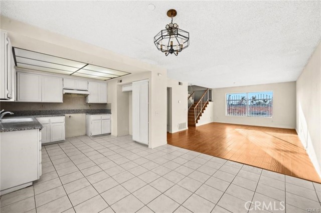 Detail Gallery Image 5 of 18 For 11331 Elliott Ave #21,  El Monte,  CA 91732 - 3 Beds | 3 Baths