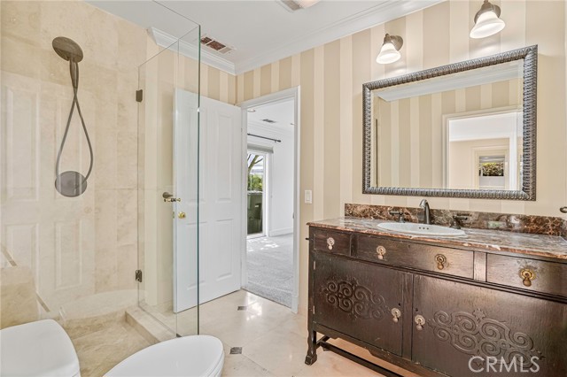 Detail Gallery Image 8 of 20 For 117 Paseo De Granada, Redondo Beach,  CA 90277 - 4 Beds | 3 Baths