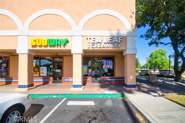 2145 Foothill Boulevard, La Verne CA: https://media.crmls.org/medias/e9eb7ff7-894d-49a1-81a3-255731f8ac95.jpg