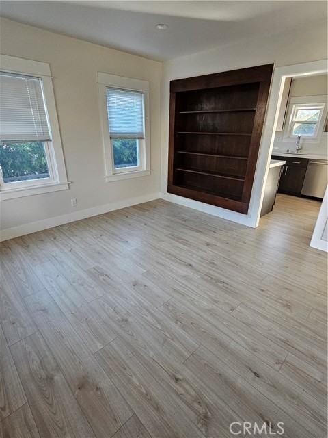 Detail Gallery Image 4 of 14 For 967 W 22nd St, San Pedro,  CA 90731 - 1 Beds | 1 Baths