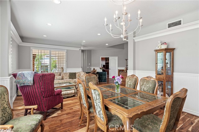Detail Gallery Image 17 of 75 For 27371 Blueridge Dr, Valencia,  CA 91354 - 6 Beds | 4 Baths