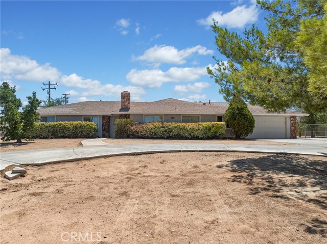 18425 Owatonna Road, Apple Valley CA: https://media.crmls.org/medias/e9ed11aa-d344-4b4c-8499-f2dd2bff7f5e.jpg