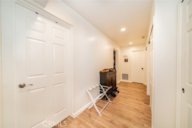 Detail Gallery Image 37 of 56 For 1181 Voltaire, Lake Arrowhead,  CA 92352 - 4 Beds | 3 Baths