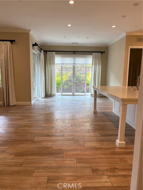 Detail Gallery Image 2 of 17 For 109 Outpost, Irvine,  CA 92620 - 4 Beds | 4/1 Baths