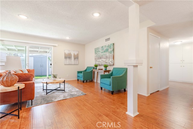 Detail Gallery Image 3 of 50 For 3318 W Borchard, Santa Ana,  CA 92704 - 4 Beds | 2 Baths