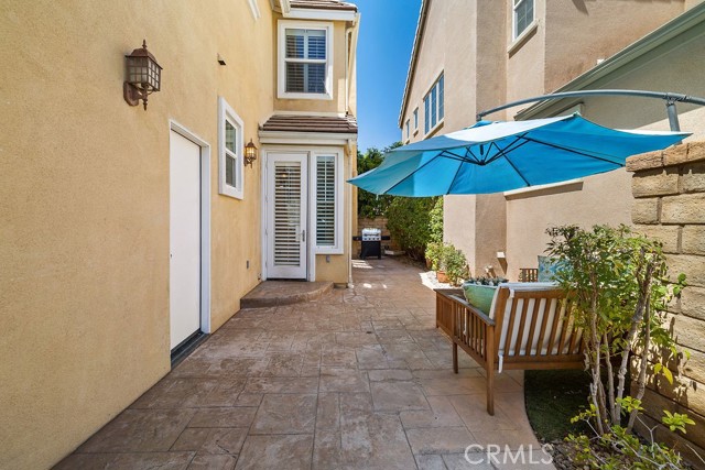 24136 Willowbrooke Court, Valencia CA: https://media.crmls.org/medias/e9f14456-b8e0-492b-9689-af1854388fae.jpg