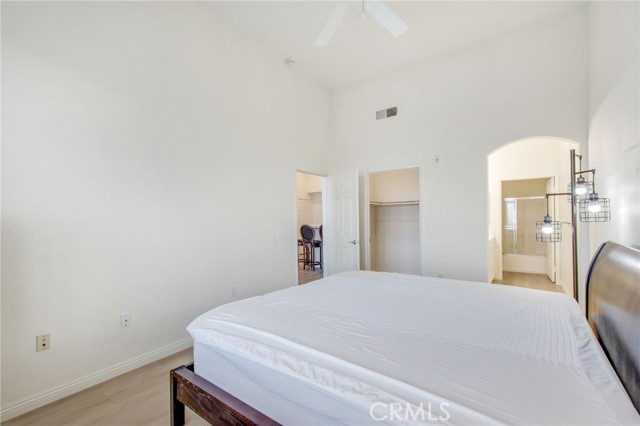 Detail Gallery Image 11 of 27 For 9229 Regents #L406,  La Jolla,  CA 92037 - 2 Beds | 2 Baths