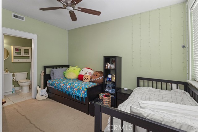 17661 Sergio Circle, Huntington Beach CA: https://media.crmls.org/medias/e9f2ed78-33d1-4a9e-9db4-4523244385b0.jpg