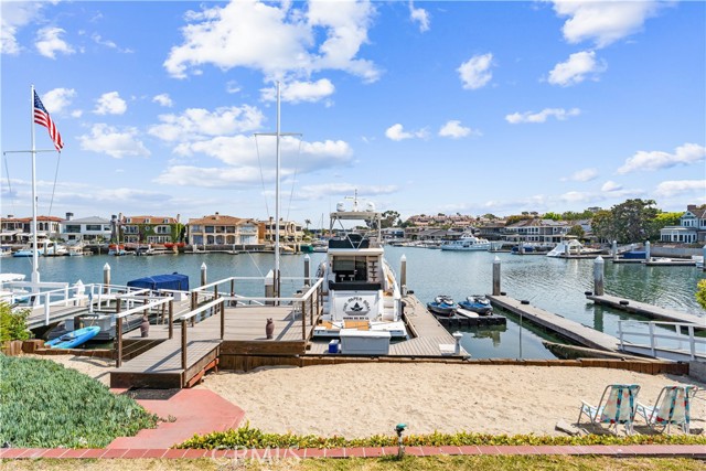 Detail Gallery Image 28 of 36 For 11 Harbor Is, Newport Beach,  CA 92660 - 3 Beds | 2 Baths