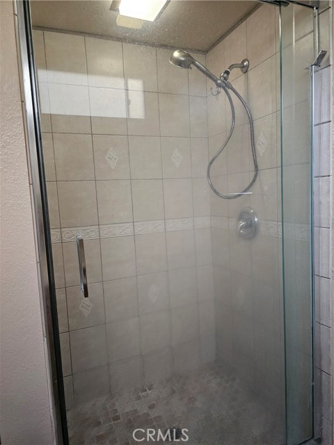 Detail Gallery Image 3 of 6 For 12 Crockett, Irvine,  CA 92620 - 4 Beds | 5/1 Baths