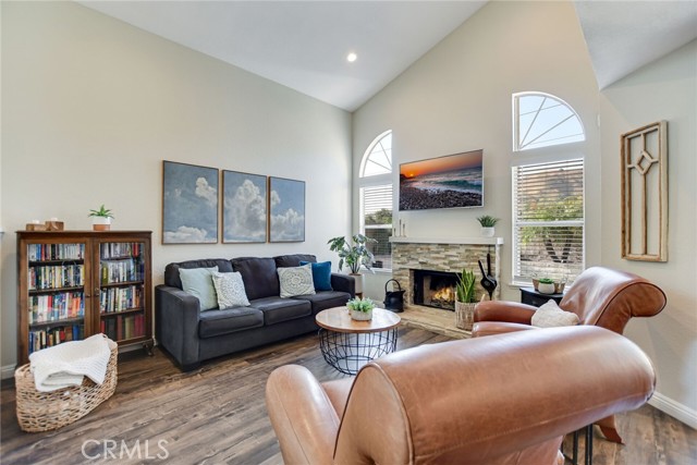 Detail Gallery Image 8 of 38 For 1247 Deer Creek Rd, San Dimas,  CA 91773 - 3 Beds | 2/1 Baths