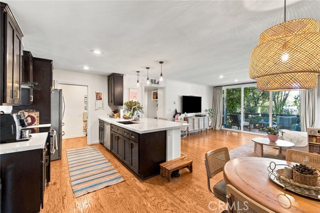 10240 Camarillo, 115