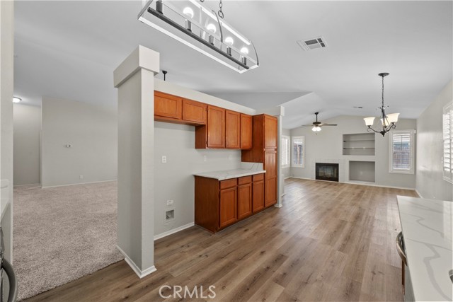 6327 W Avenue J5, Lancaster CA: https://media.crmls.org/medias/e9f4f1a4-bfa2-414c-b9a9-42acfaa8f664.jpg