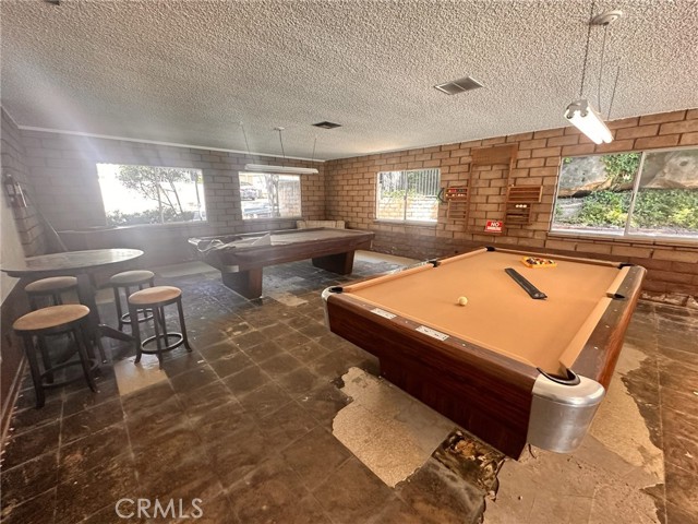 11401 Topanga, Chatsworth CA: https://media.crmls.org/medias/e9f59be4-0772-469f-bd37-53620419d5b6.jpg