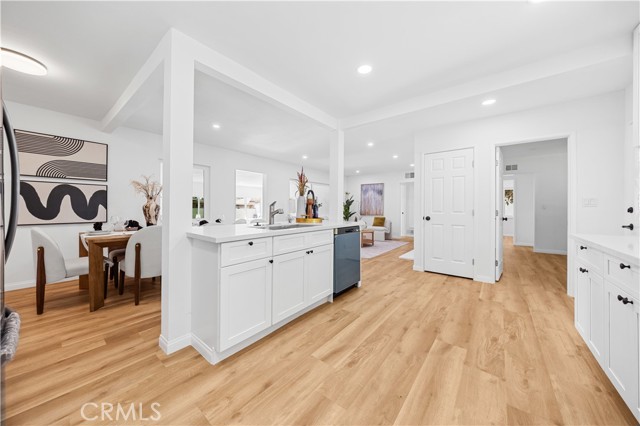 619 S Brookhurst Road, Fullerton CA: https://media.crmls.org/medias/e9f665eb-b38d-494f-b180-0126eb493e22.jpg