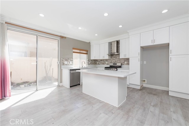 Detail Gallery Image 7 of 32 For 1318 Lukens Ct, Fullerton,  CA 92833 - 3 Beds | 2/1 Baths